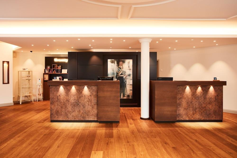 Prinzregent Messe Hotel 4*