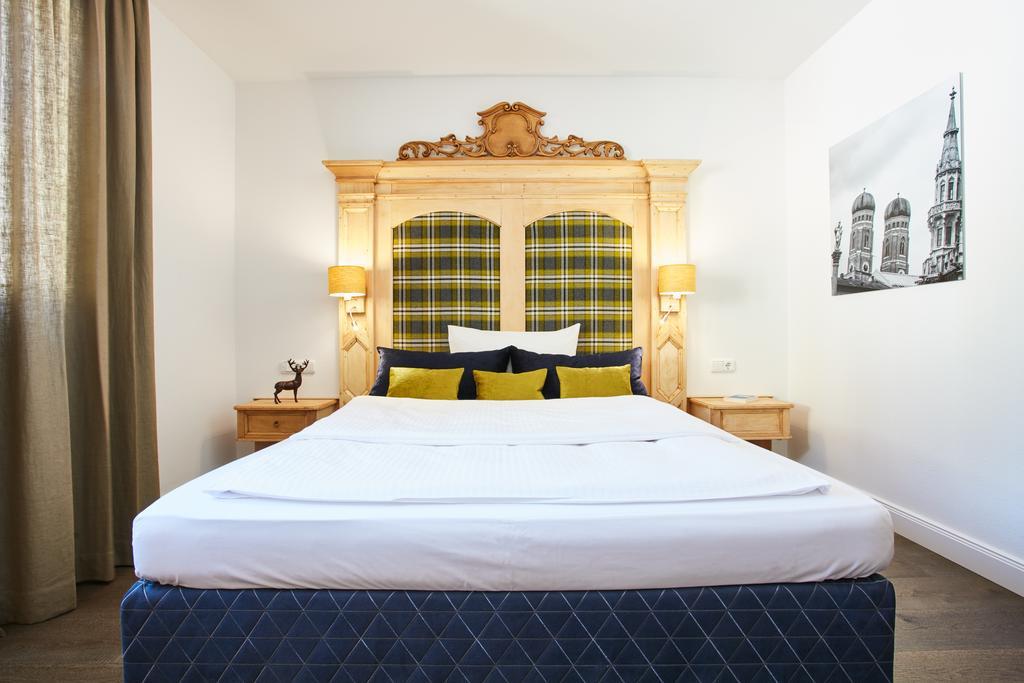 Prinzregent Messe Hotel 4*